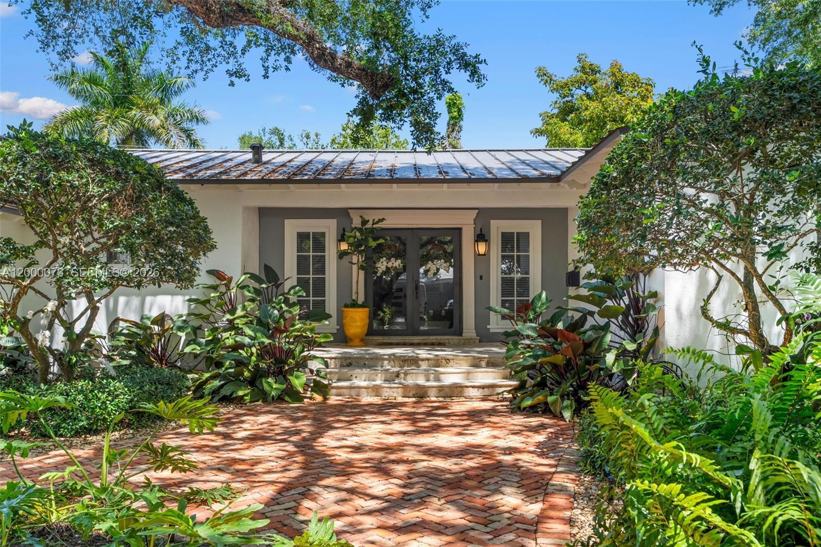 731 Calatrava Ave, Coral Gables FL 33143 photo 3