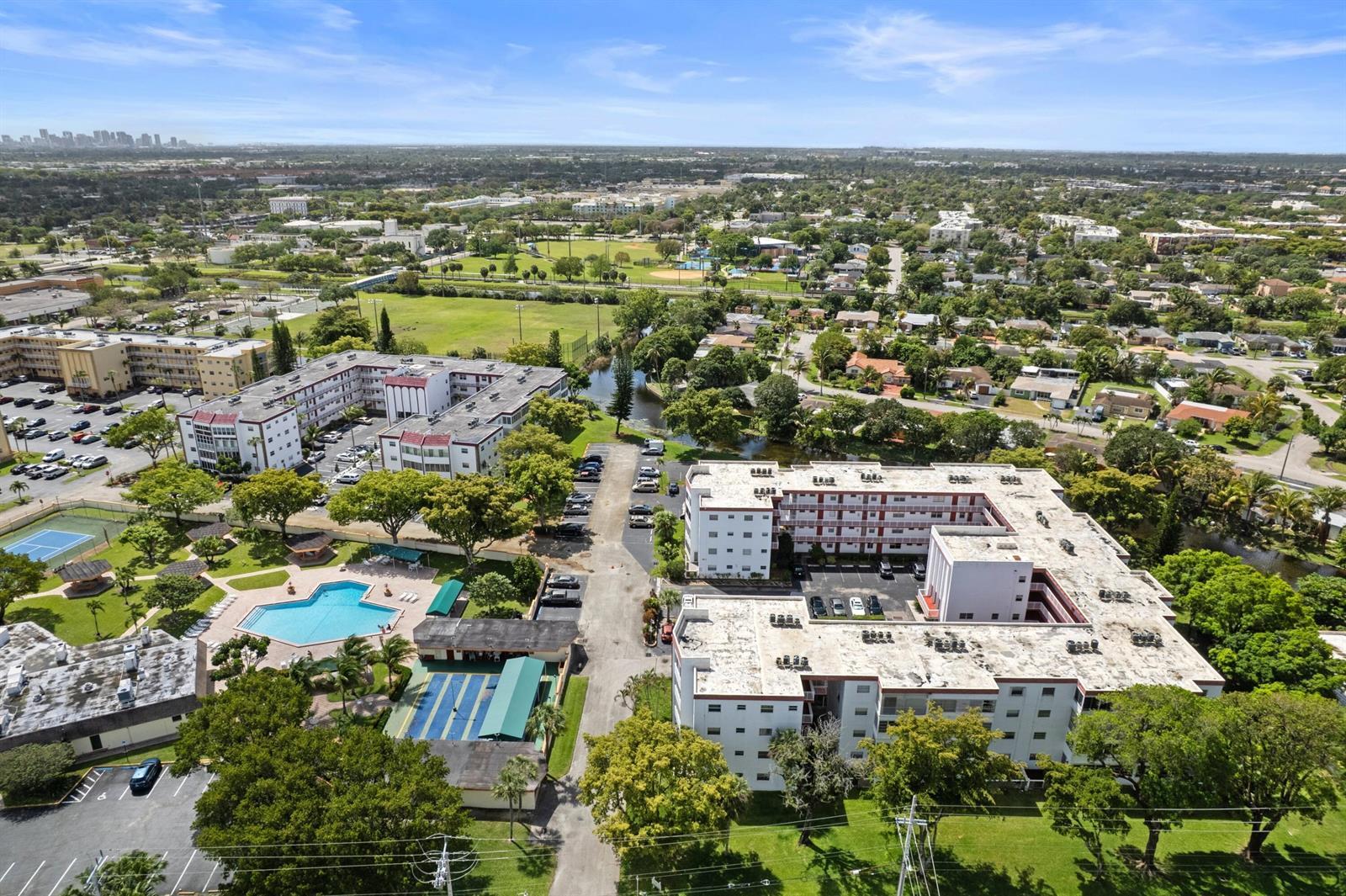 4000 NW 44th Avenue # 207, Lauderdale Lakes FL 33319 photo 2