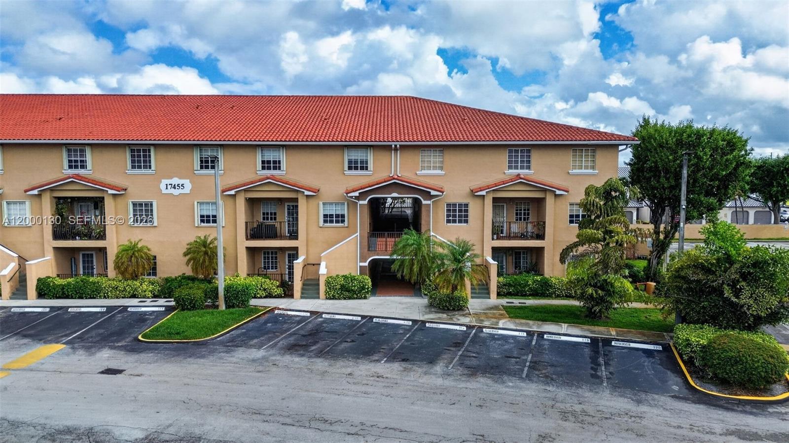 17455 NW 75th Pl # 203, Hialeah FL 33015