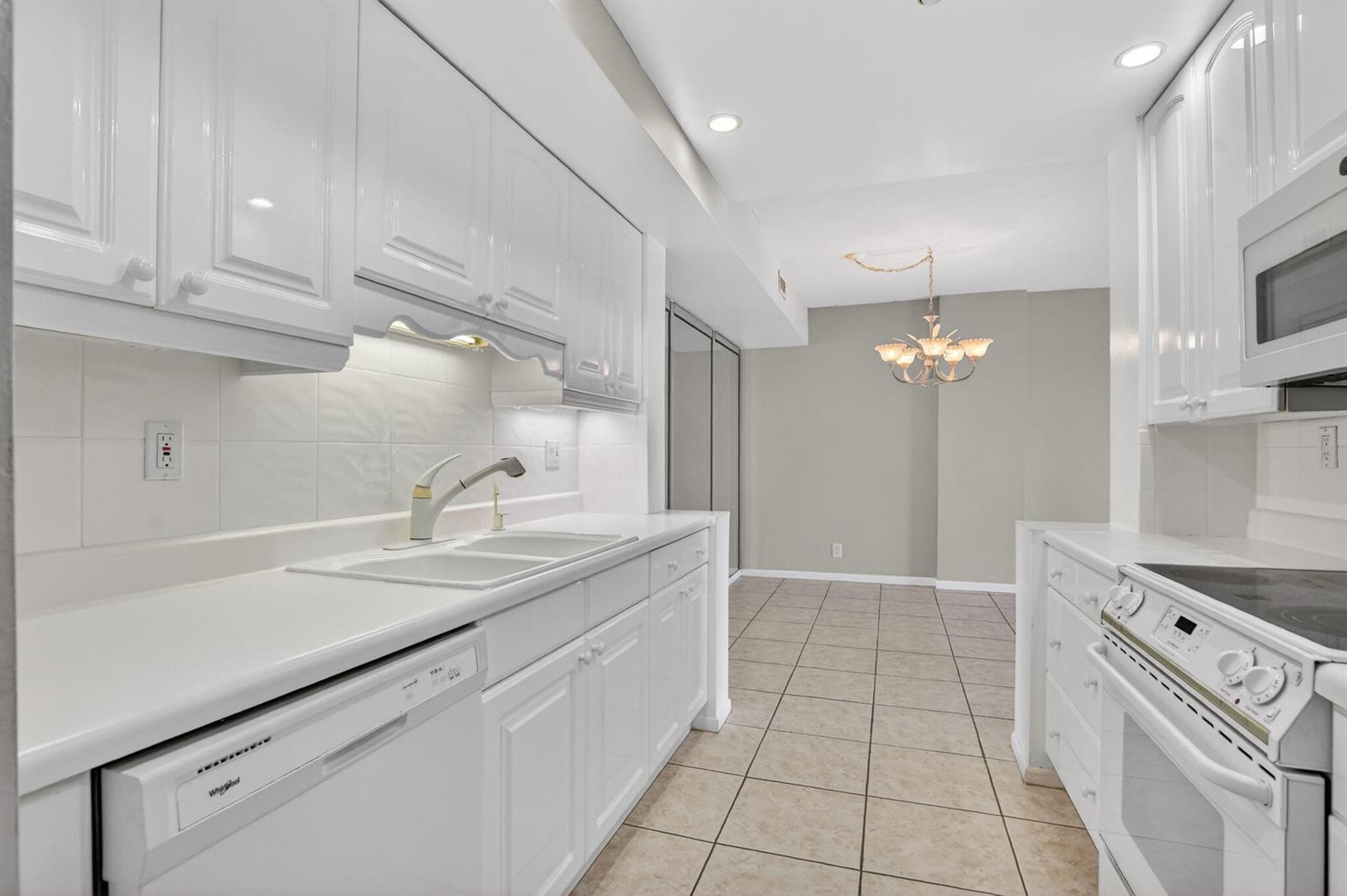 250 NE 20th Street # 5220, Boca Raton FL 33431 photo 4