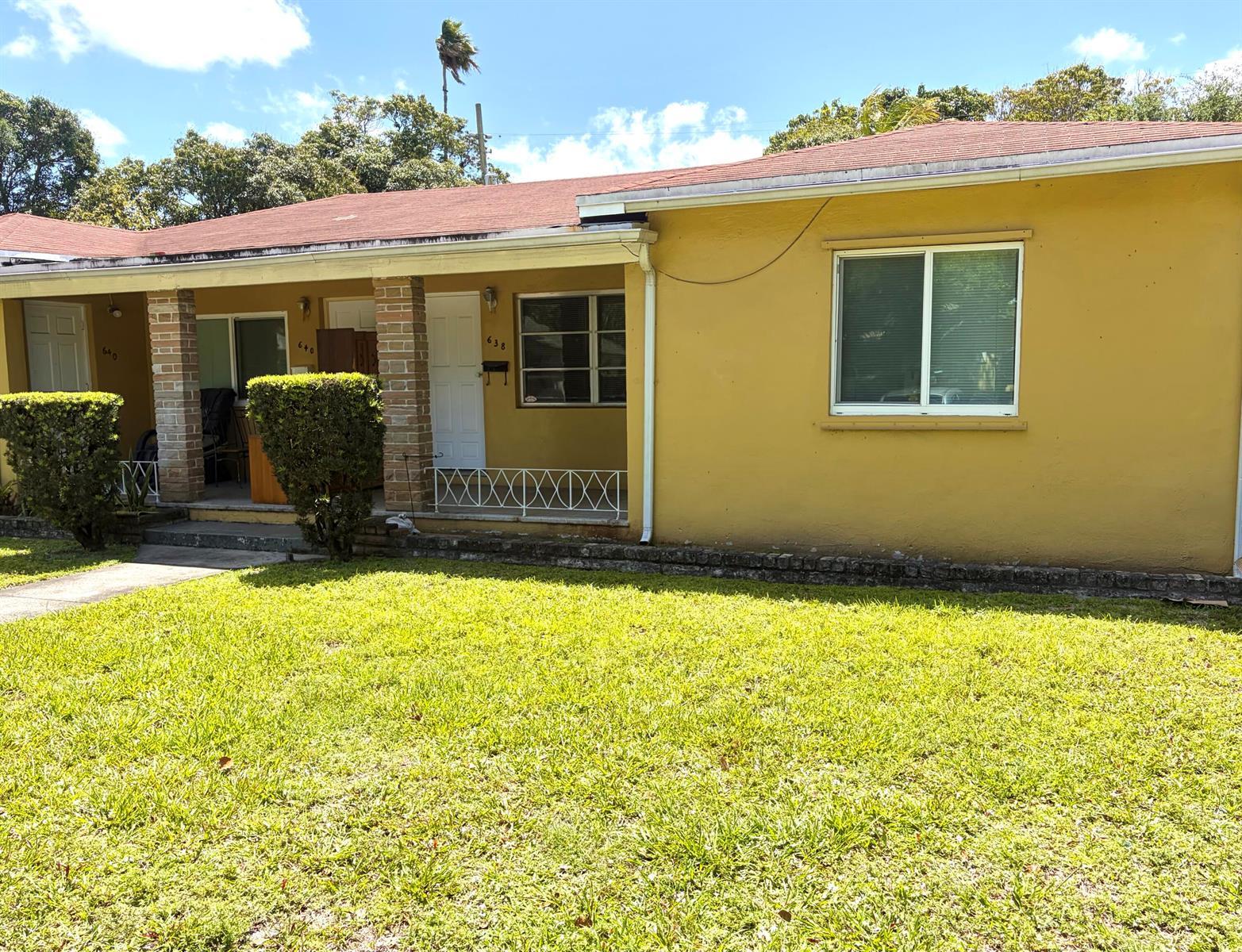 638 NE 138th Street, North Miami FL 33161 photo 2