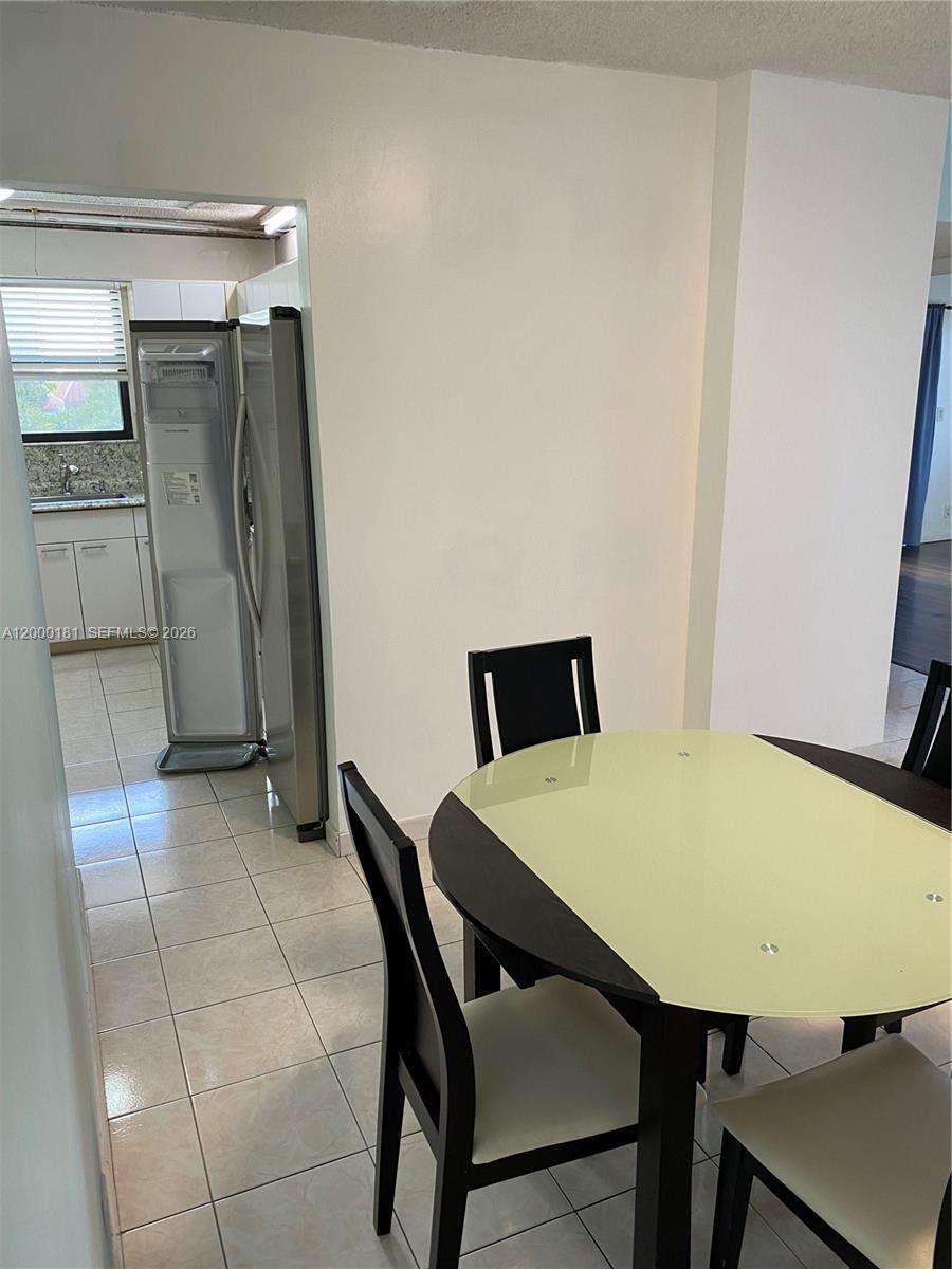 1900 Diana Dr # 3D, Hallandale Beach FL 33009 photo 5