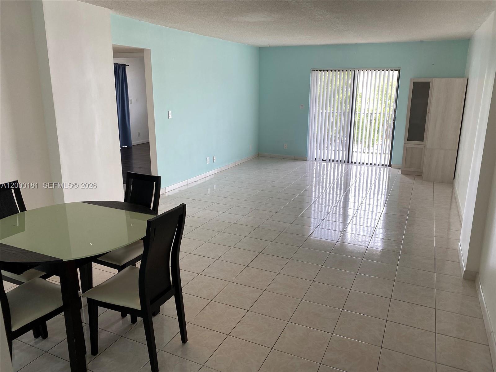1900 Diana Dr # 3D, Hallandale Beach FL 33009 photo 4