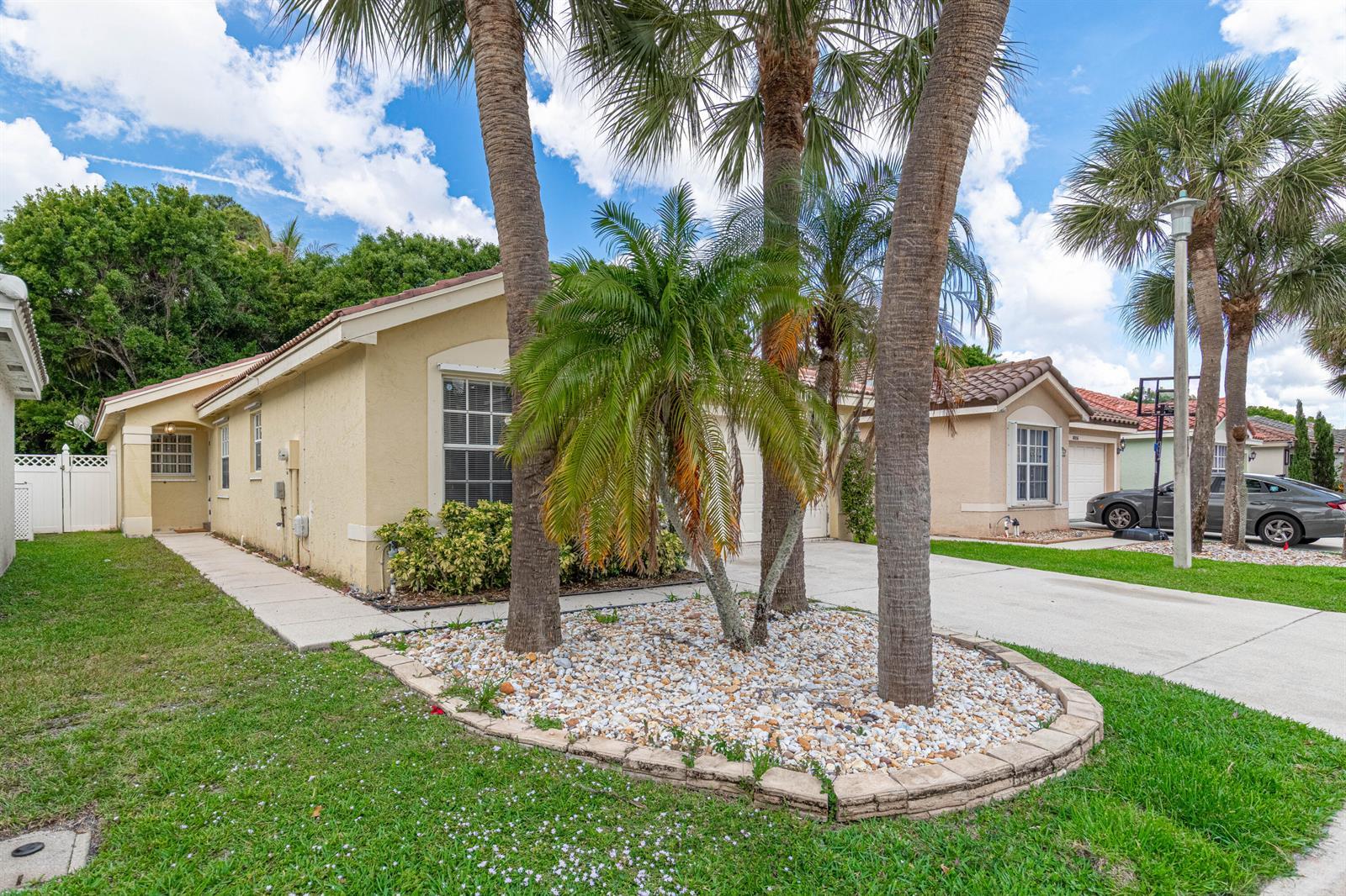 8057 Stirrup Cay Court, Boynton Beach FL 33436 photo 3