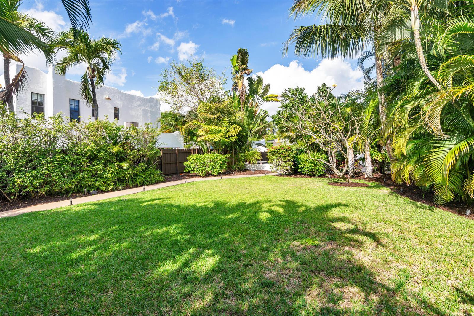 439 28th Street, West Palm Beach FL 33407 photo 3