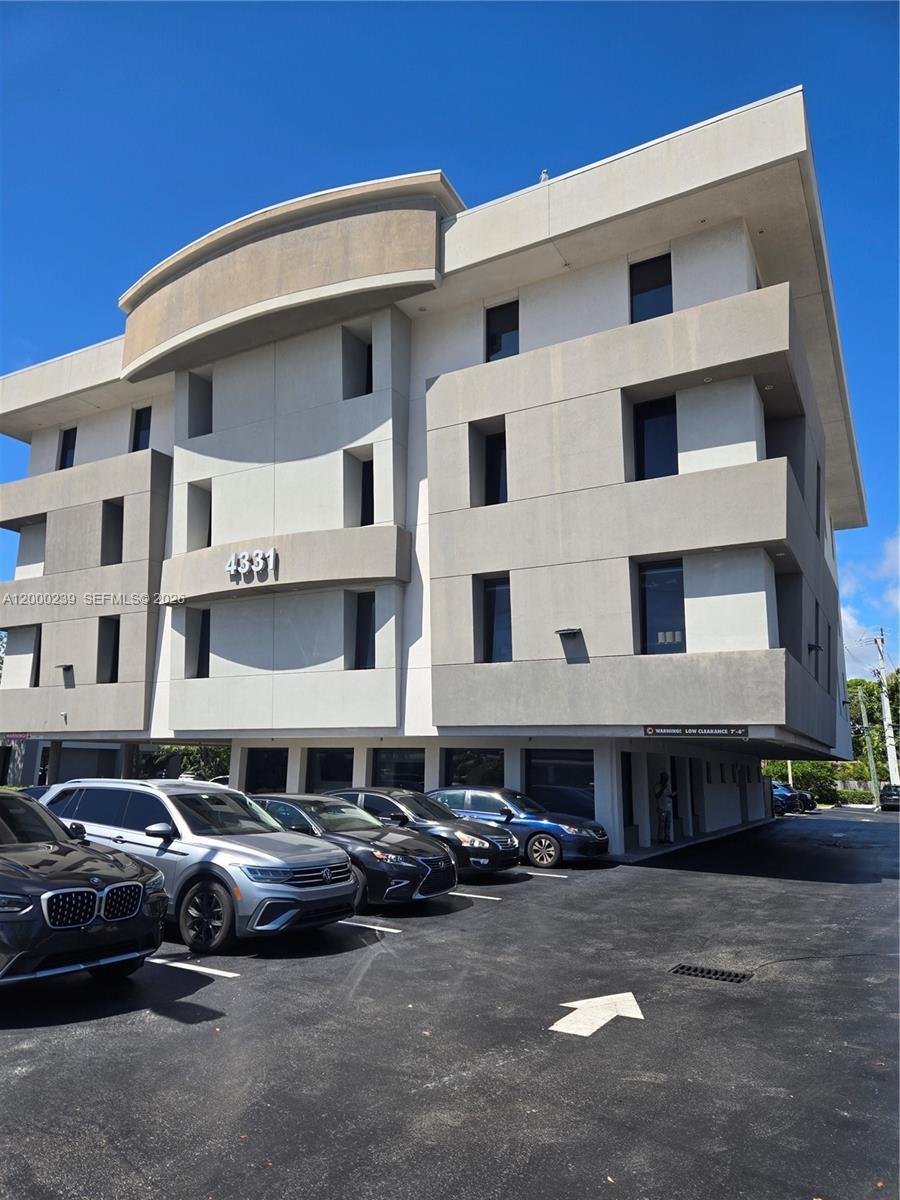 4331 N Federal Hwy, Oakland Park FL 33308 photo 4