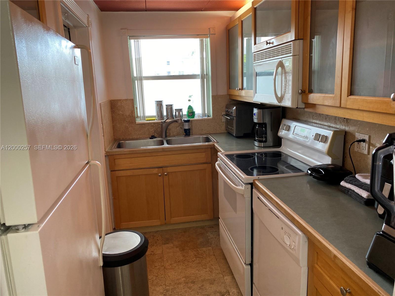 250 Layne Blvd # 110, Hallandale Beach FL 33009 photo 3