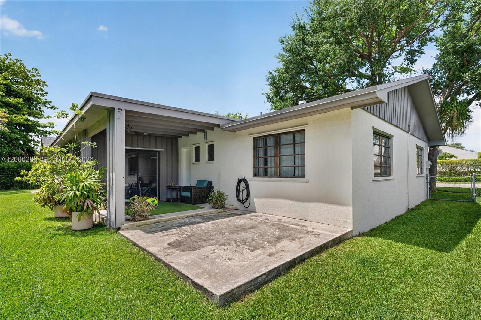 7009 SW 66th Ave, South Miami FL 33143 photo 4