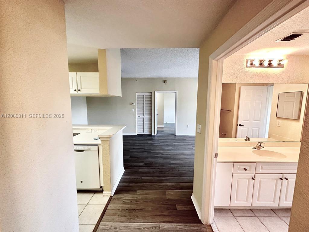 2812 Grande Pkwy # 302, Palm Beach Gardens FL 33410 photo 3