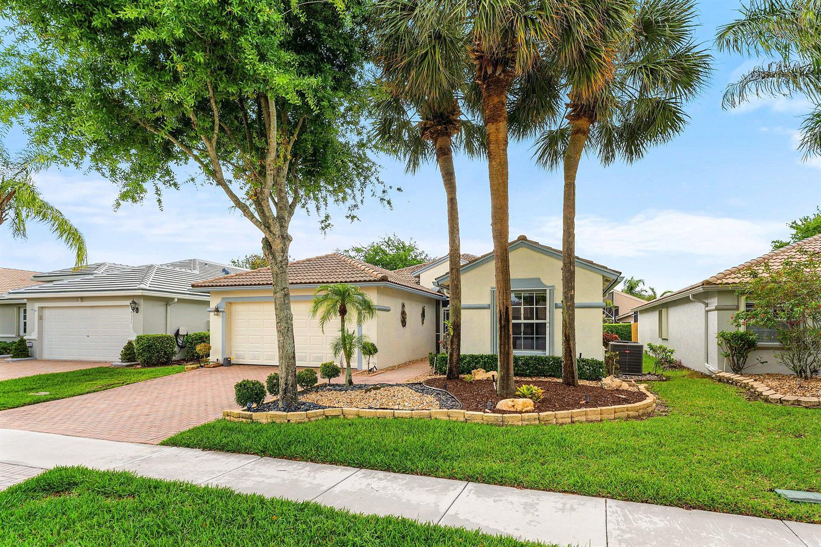 8335 Duomo Circle, Boynton Beach FL 33472 photo 2