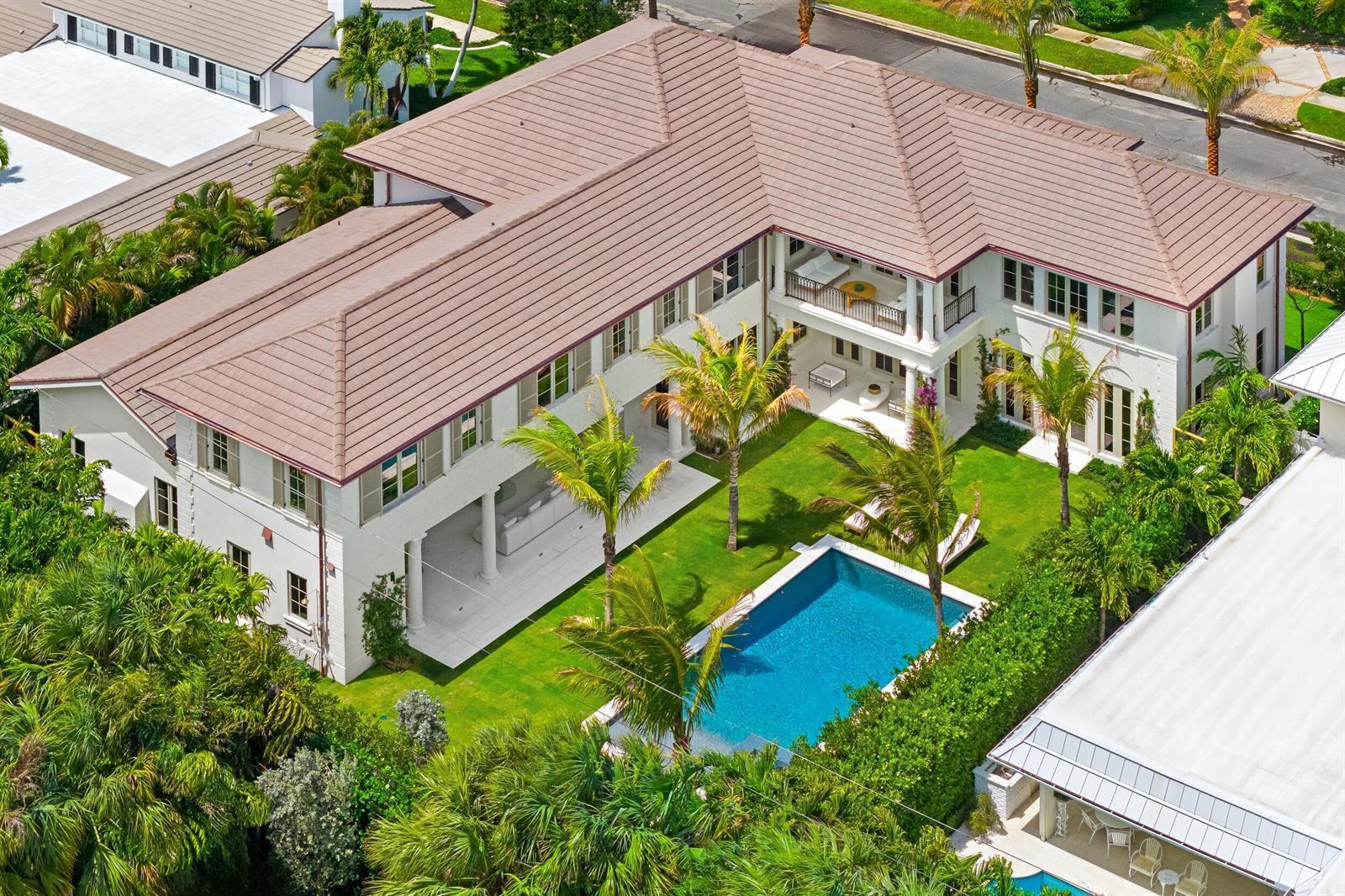 122 Bloomfield Drive, West Palm Beach FL 33405 photo 4
