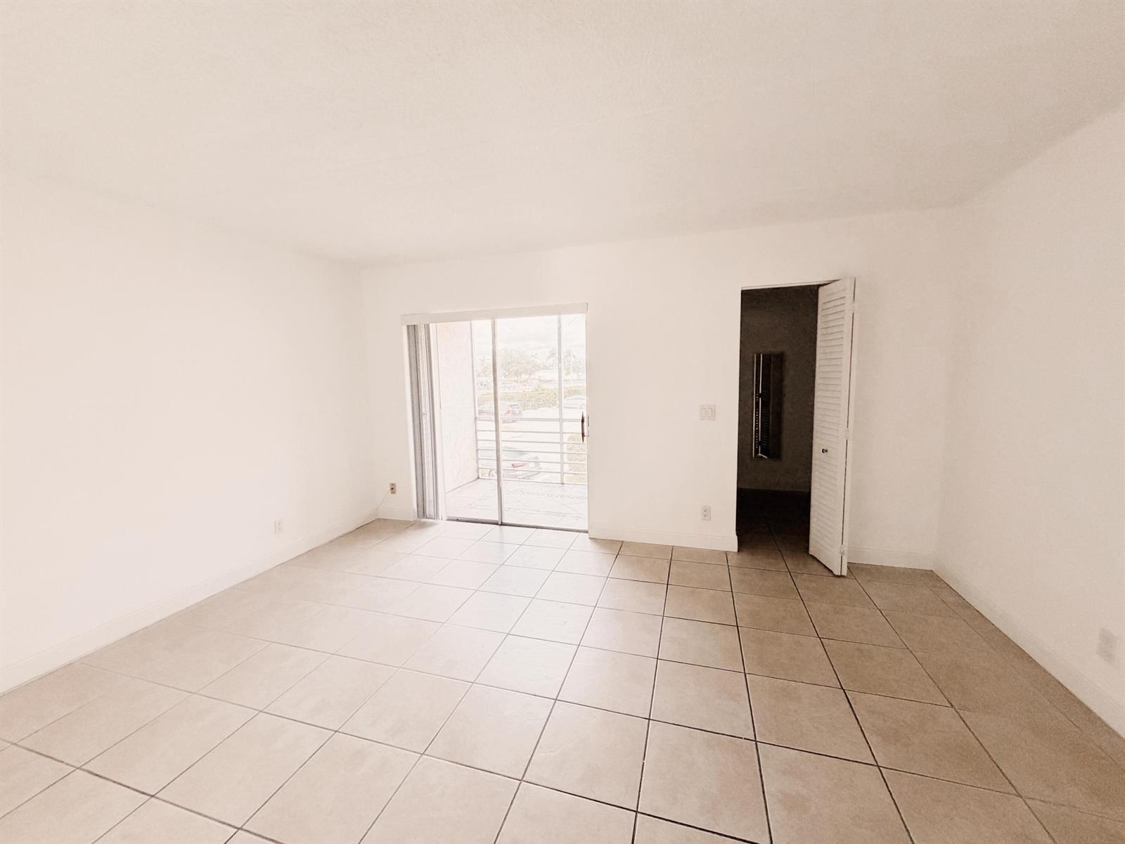 600 Village Green Court # 203, Palm Springs FL 33461 photo 5