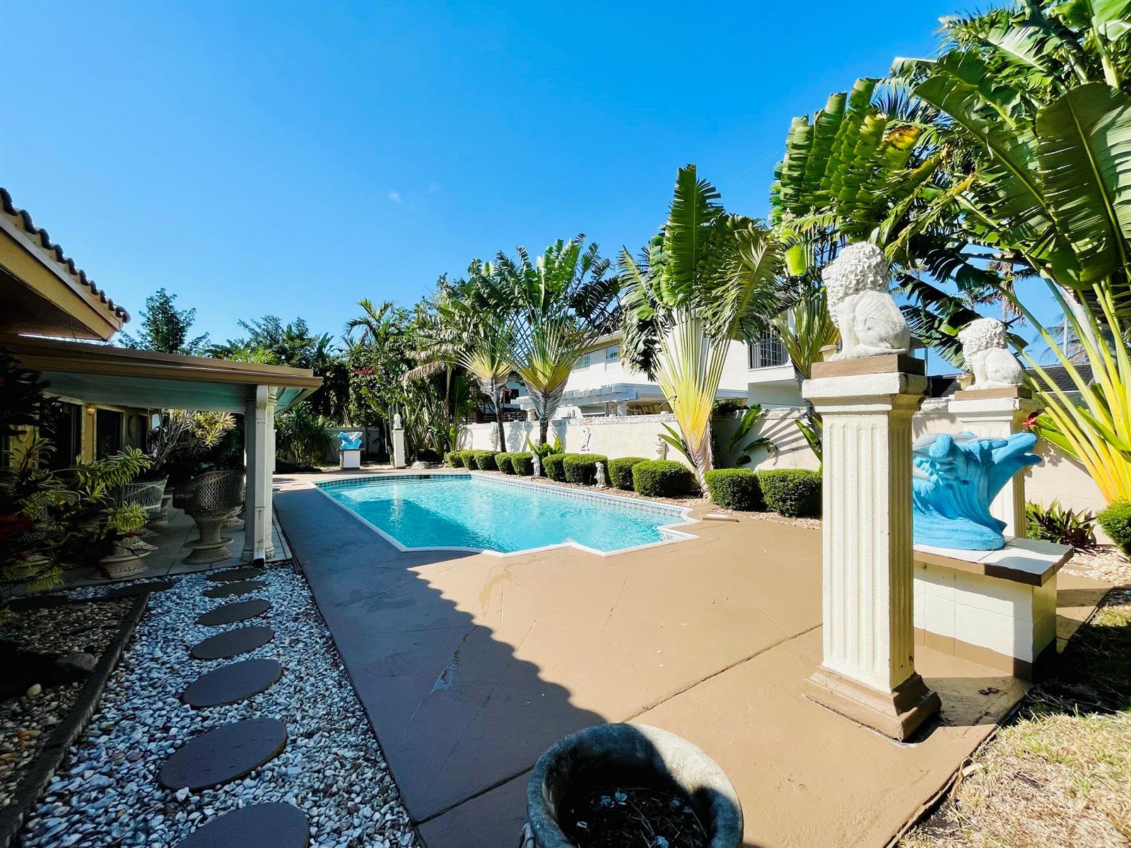 2725 NE 27th Court, Fort Lauderdale FL 33306