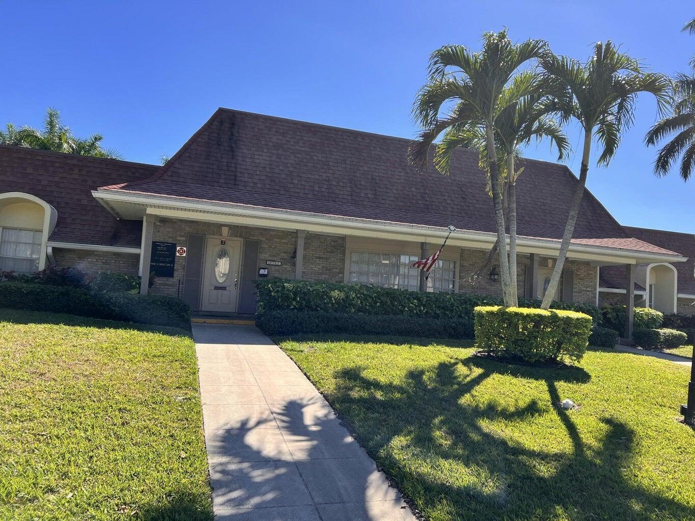 5580 W Tamberlane Circle # 235, Palm Beach Gardens FL 33418 photo 4