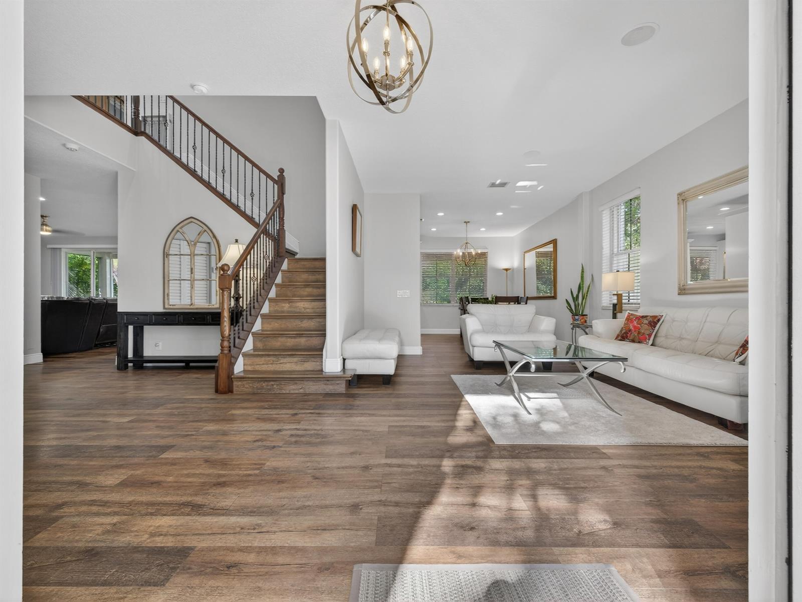 552 Penta Court, Weston FL 33327