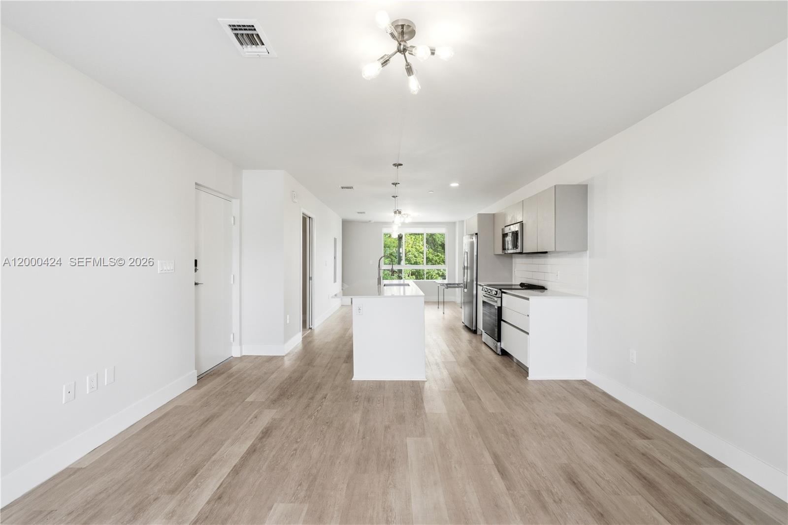 2505 NE 193rd St # 4215, Miami FL 33180 photo 5
