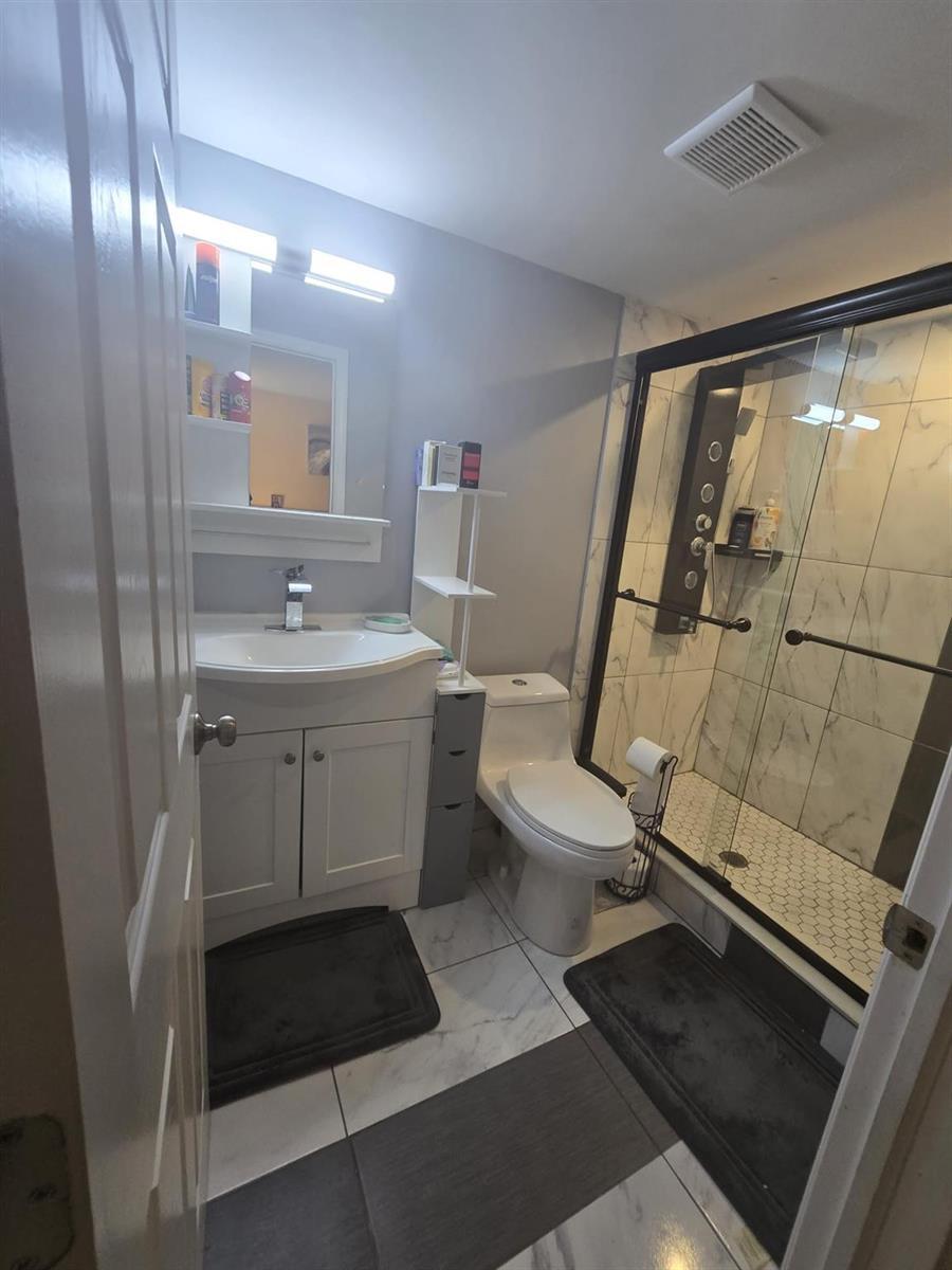 5160 Las Verdes Circle # 217, Delray Beach FL 33484 photo 4