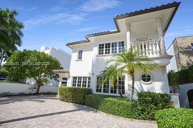 113 S Gordon Road, Fort Lauderdale FL 33301 photo 4