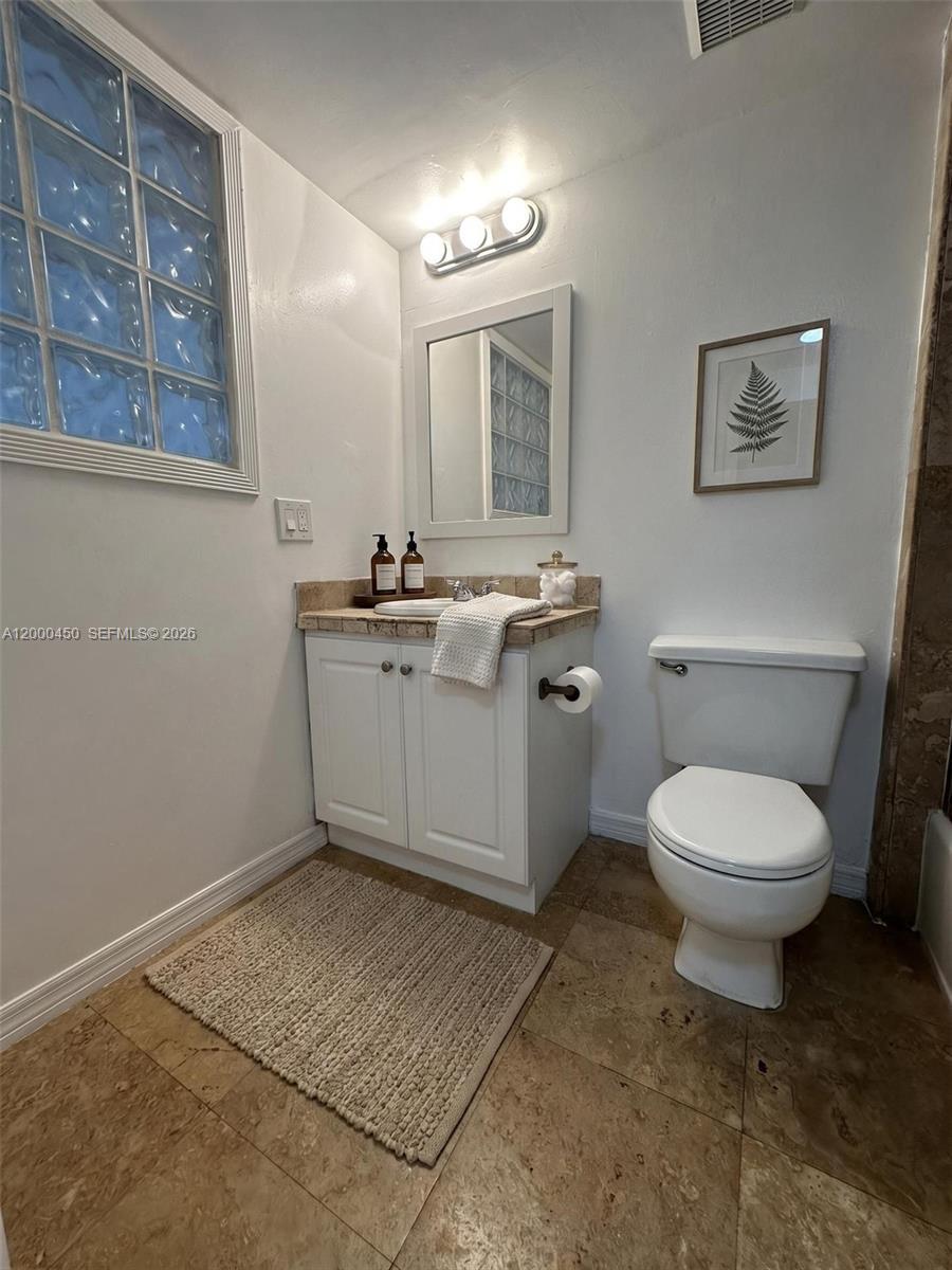 8675 NW 5th Ter # 103, Miami FL 33126 photo 5