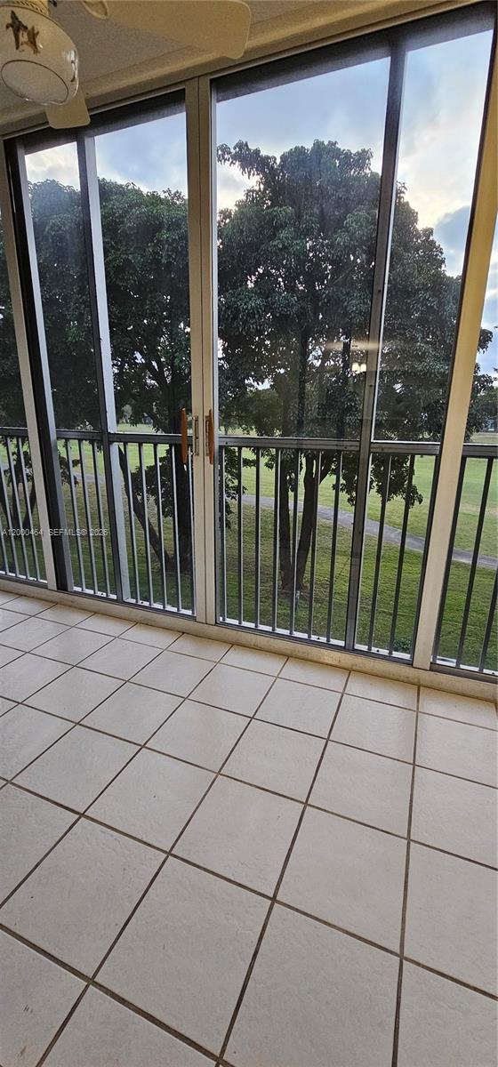 Pembroke Pines, FL 33027 photo 3