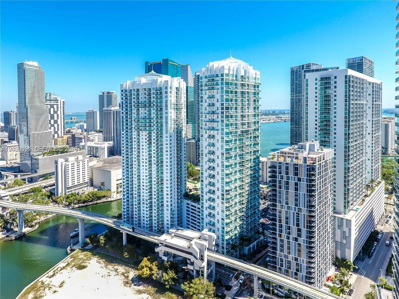 31 SE 5th St # 4212, Miami FL 33131 photo 5