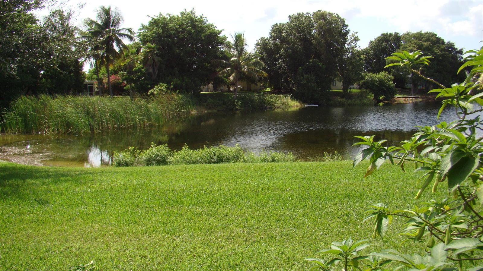 3845 Victoria Drive, West Palm Beach FL 33406 photo 3