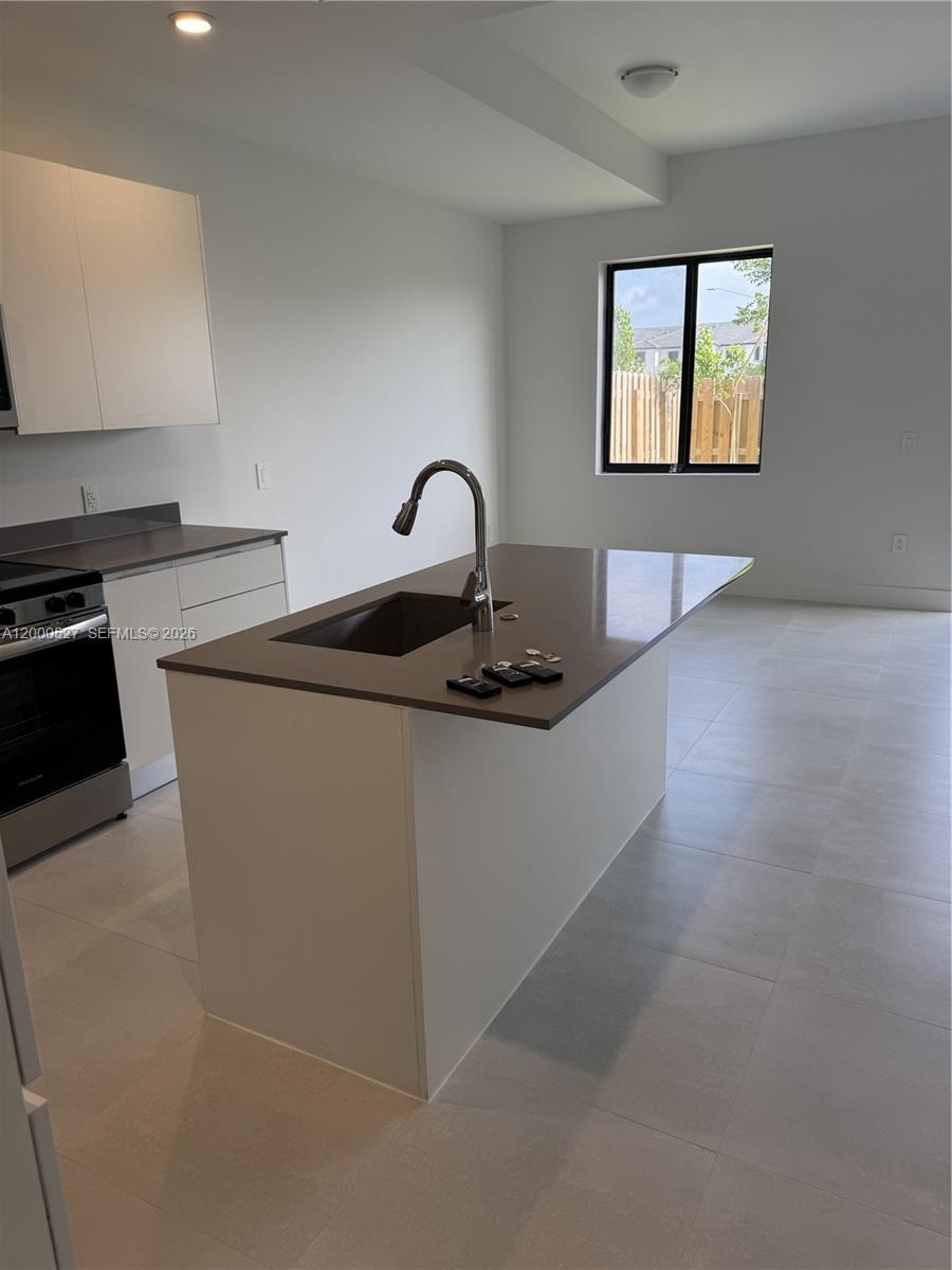 19041 SW 344th Ter, Homestead FL 33034 photo 3