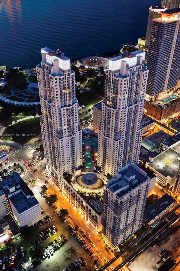 244 Biscayne Blvd # 2907, Miami FL 33132 photo 2