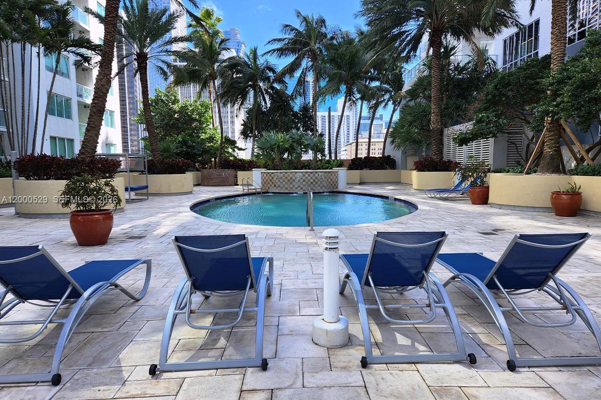 244 Biscayne Blvd # 2907, Miami FL 33132 photo 4