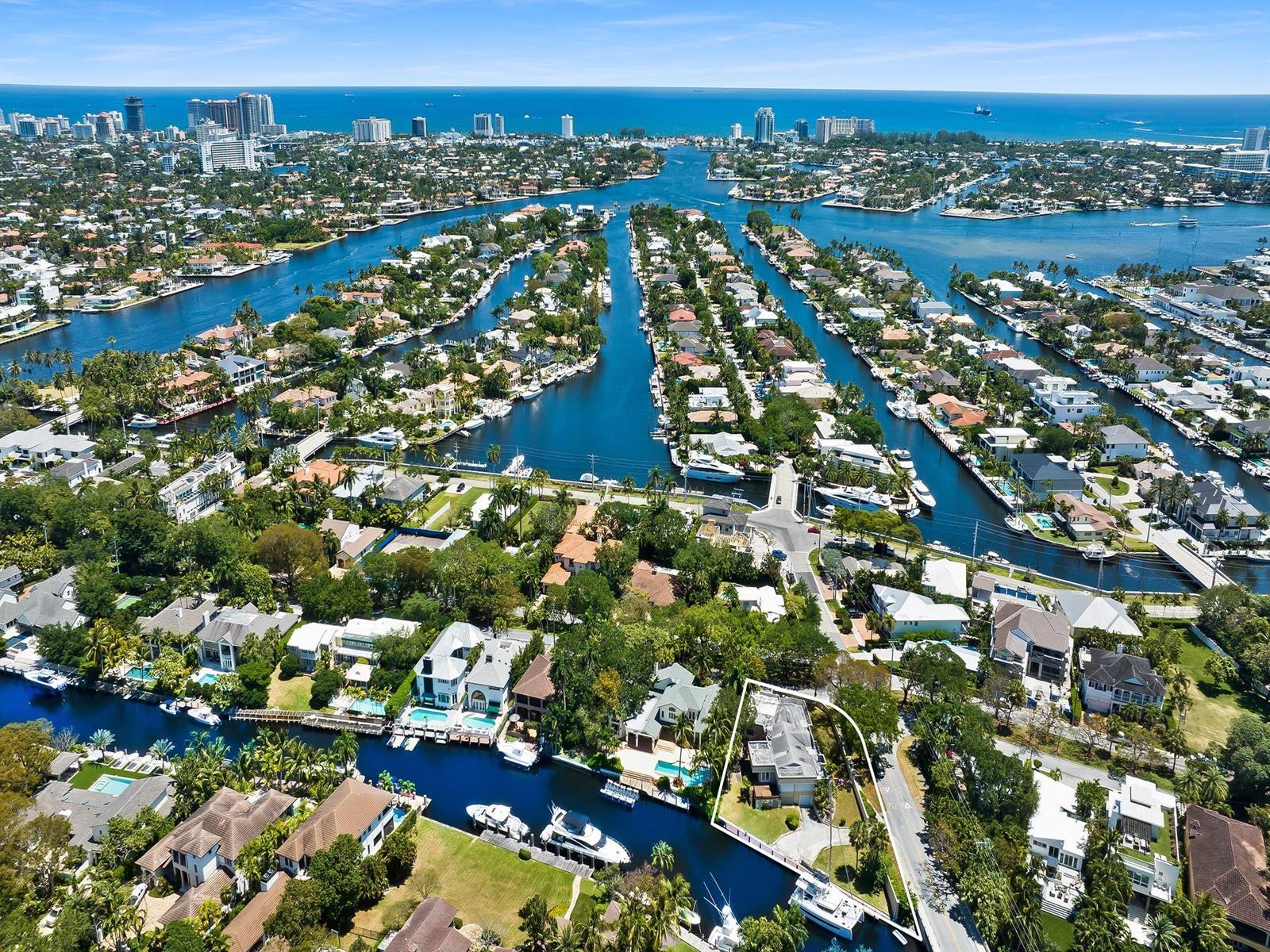 1401 SE 9th Street, Fort Lauderdale FL 33316
