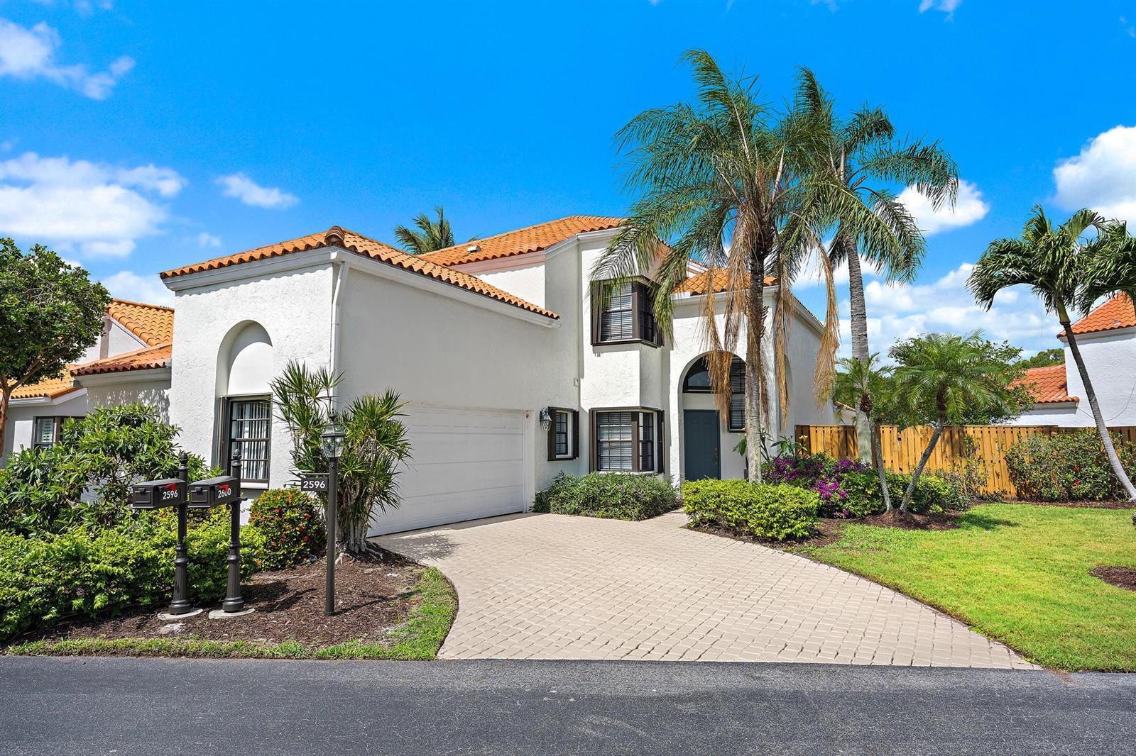2596 La Cristal Circle, Palm Beach Gardens FL 33410 photo 2