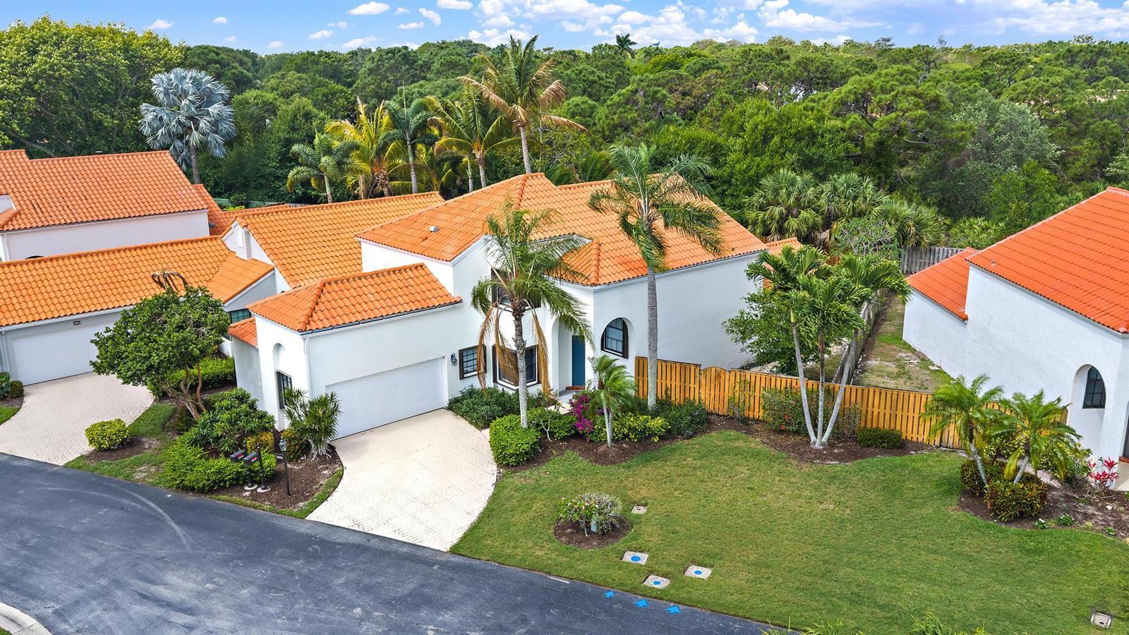 2596 La Cristal Circle, Palm Beach Gardens FL 33410