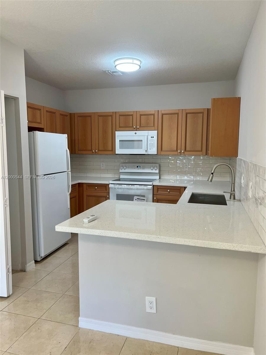 312 Talia Cir, Palm Springs FL 33461 photo 2