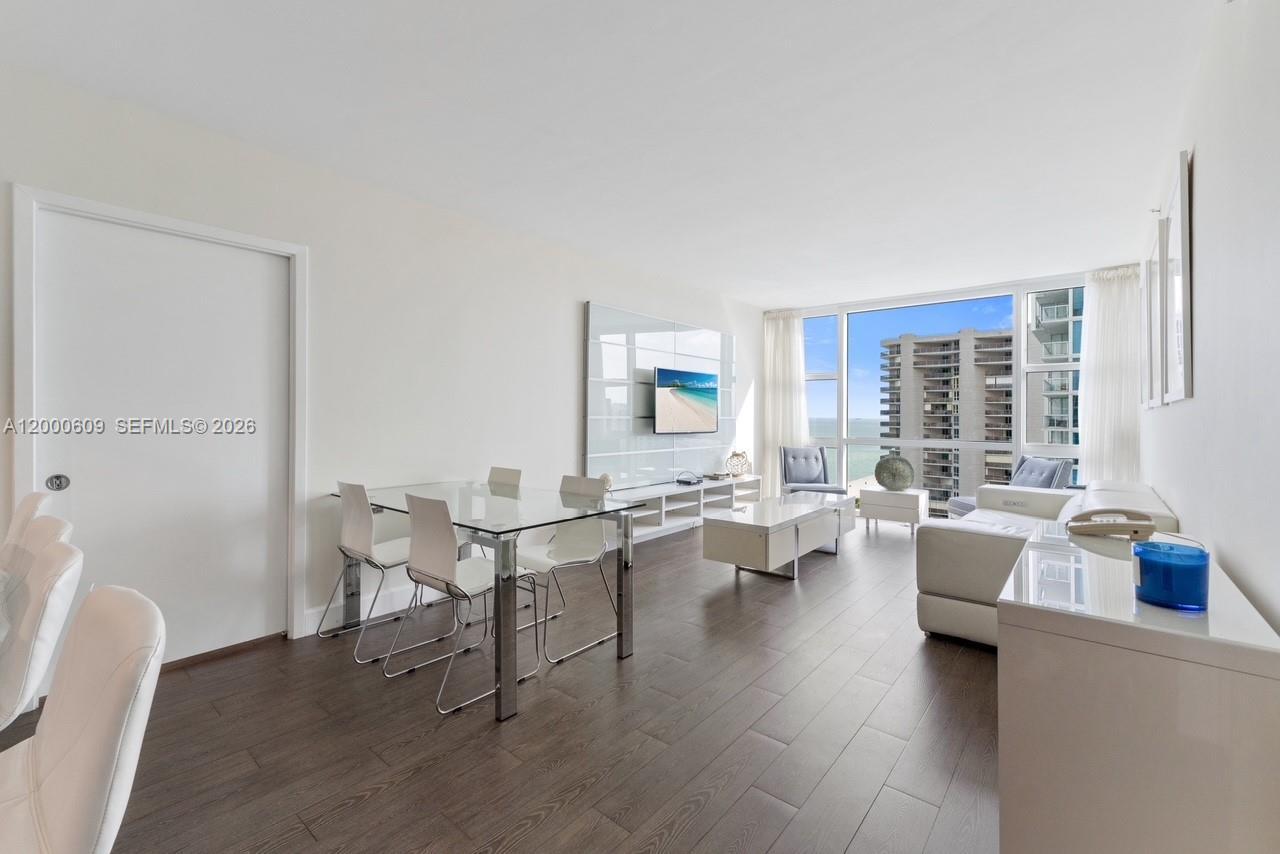 6801 Collins Ave, Miami Beach FL 33141 photo 3