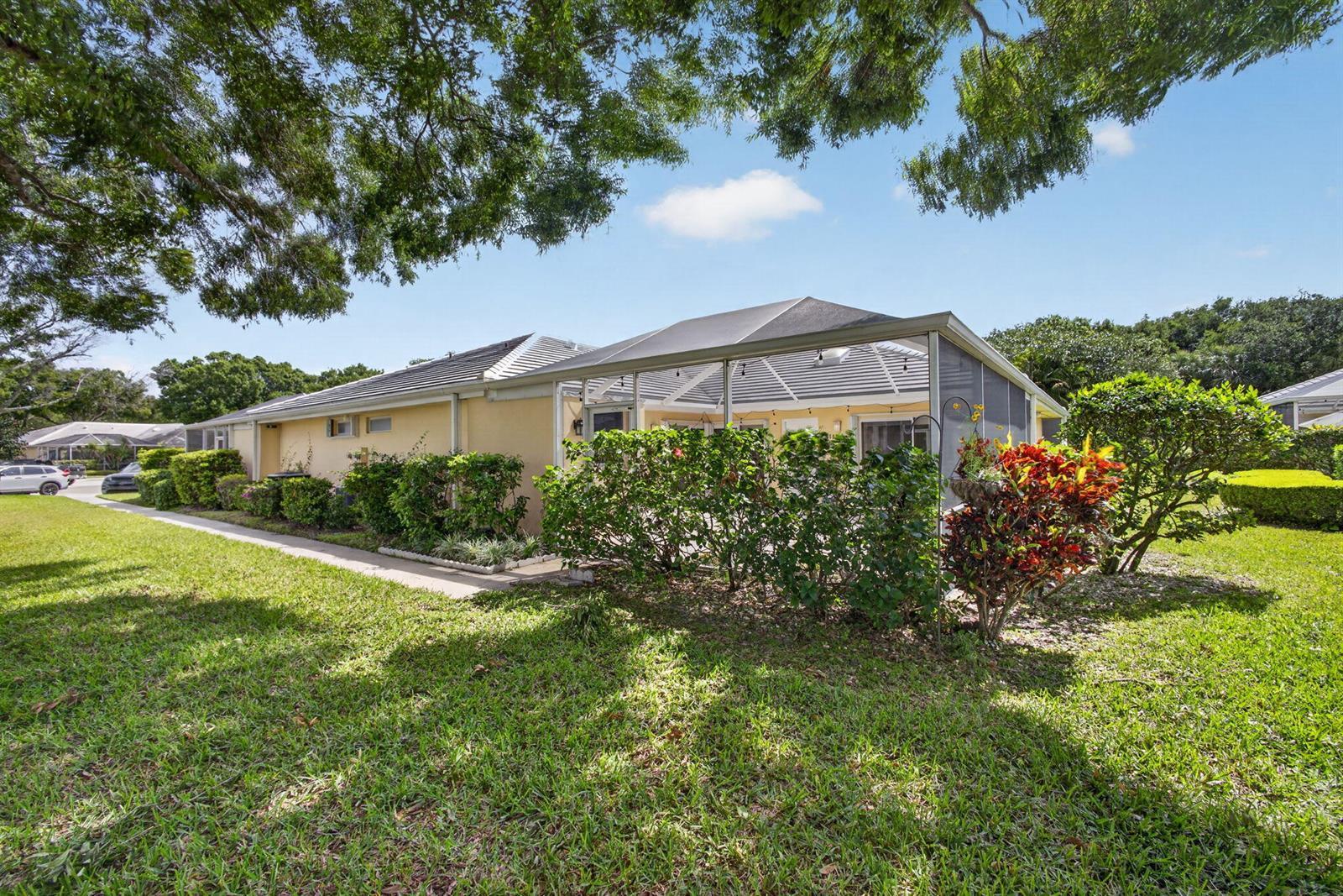 1504 Springdale Court, Palm Beach Gardens FL 33403 photo 4