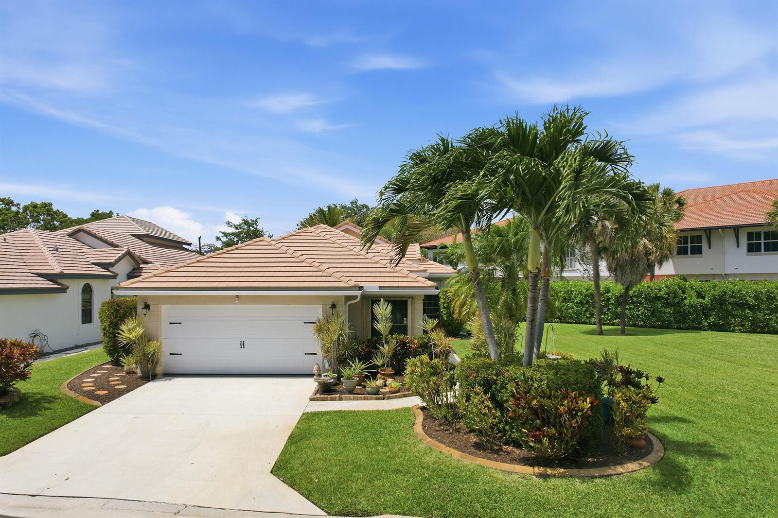 262 Sherwood Forest Drive, Delray Beach FL 33445 photo 2