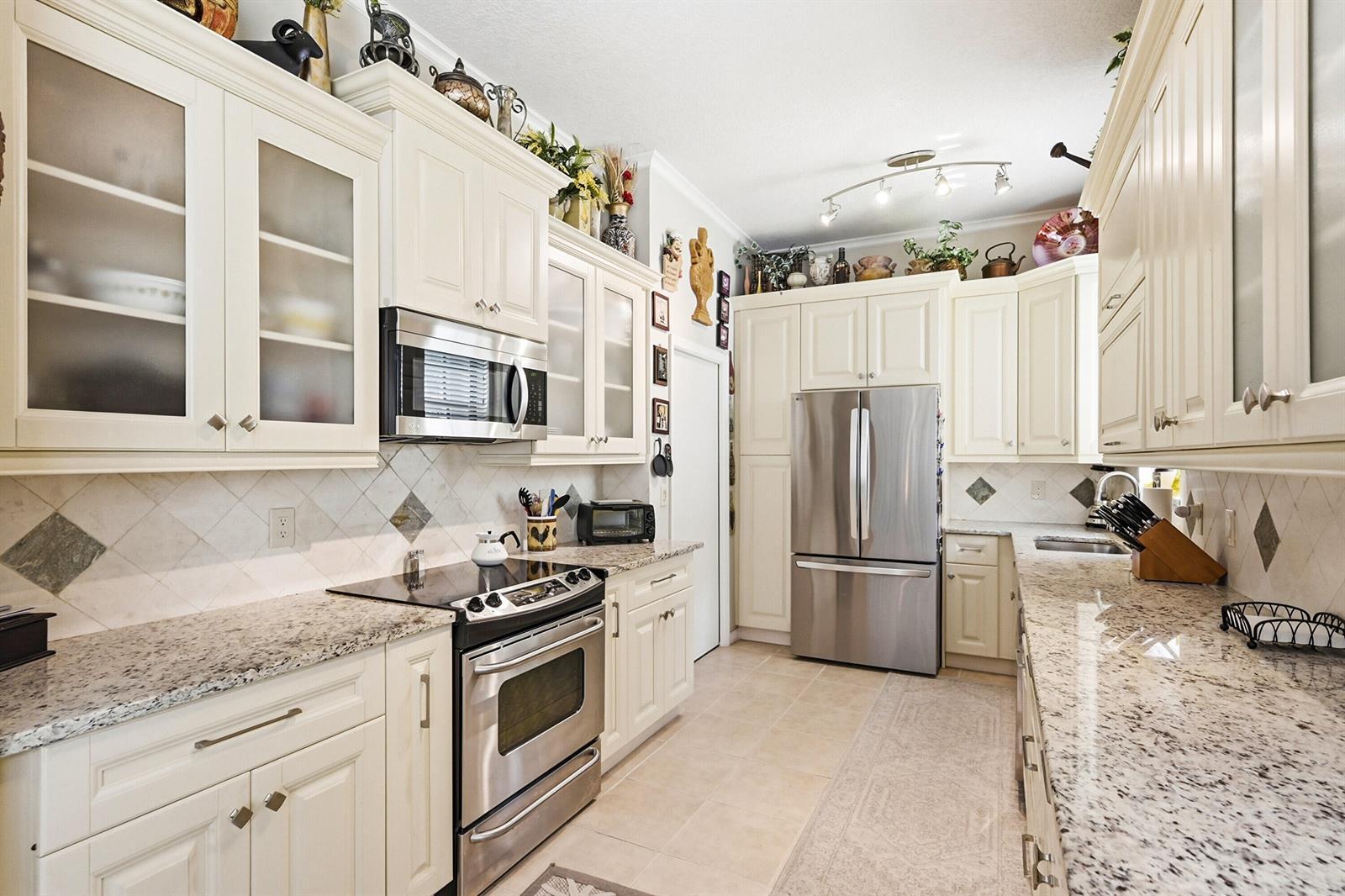 262 Sherwood Forest Drive, Delray Beach FL 33445 photo 5