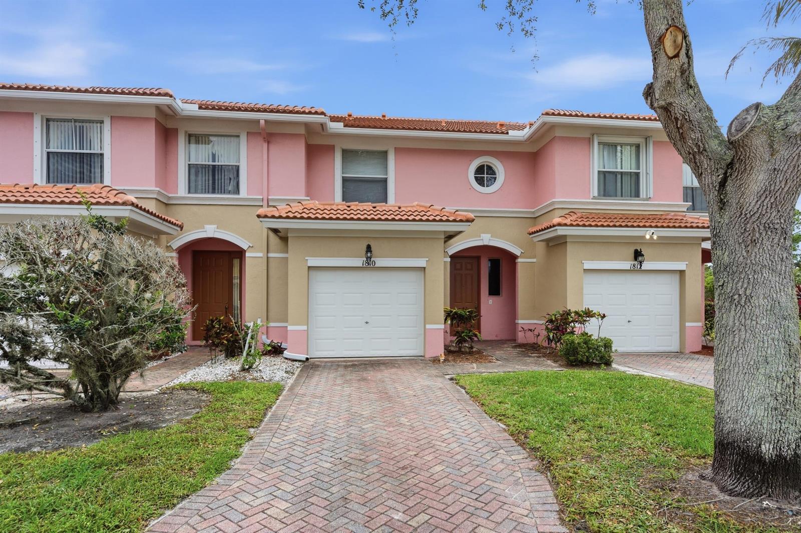 1810 Seminole Palms Drive, FL 33463