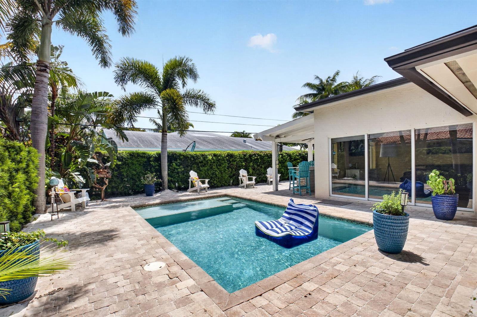 618 Sunshine Drive, Delray Beach FL 33444 photo 2
