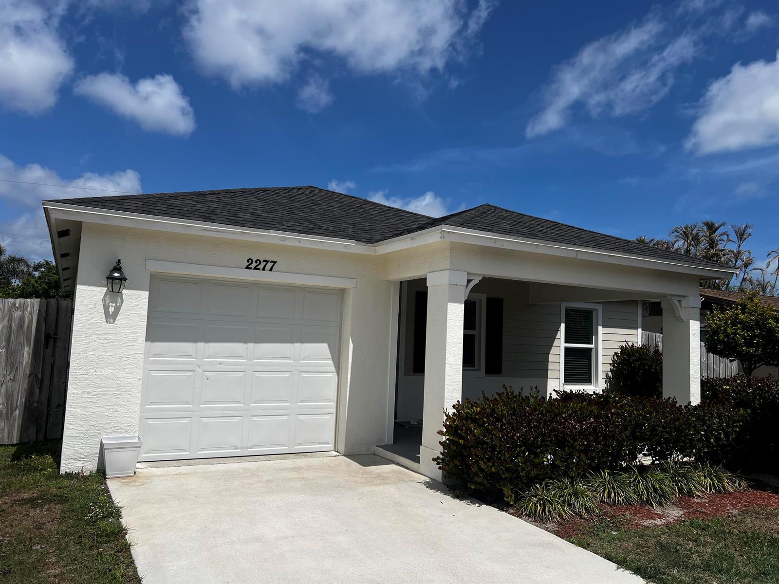 2277 SE Monroe Street, Stuart FL 34997 photo 3