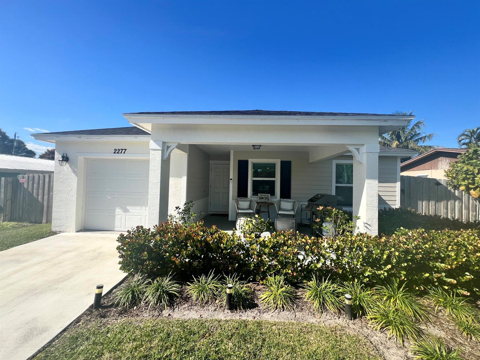 2277 SE Monroe Street, Stuart FL 34997