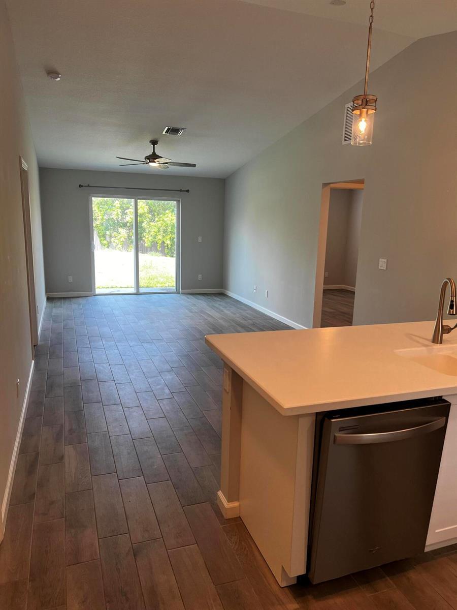 2277 SE Monroe Street, Stuart FL 34997 photo 5