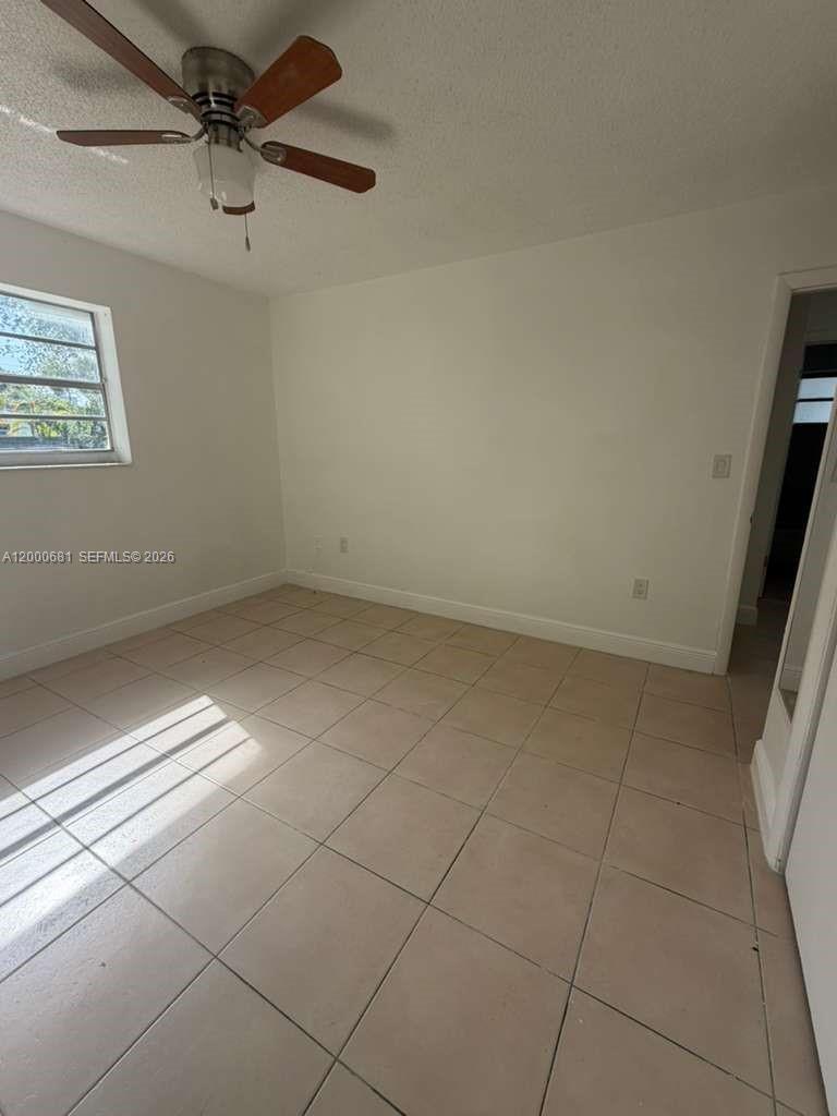 18416 NE 24th Ct # 18418, North Miami Beach FL 33160 photo 4