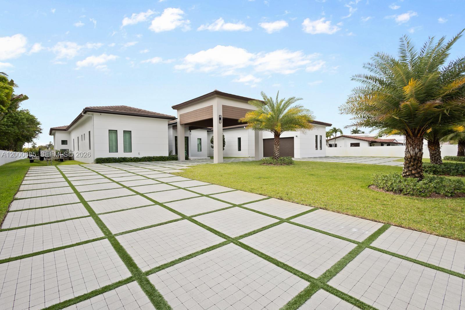 80 NW 129th Ave, Miami FL 33182 photo 2