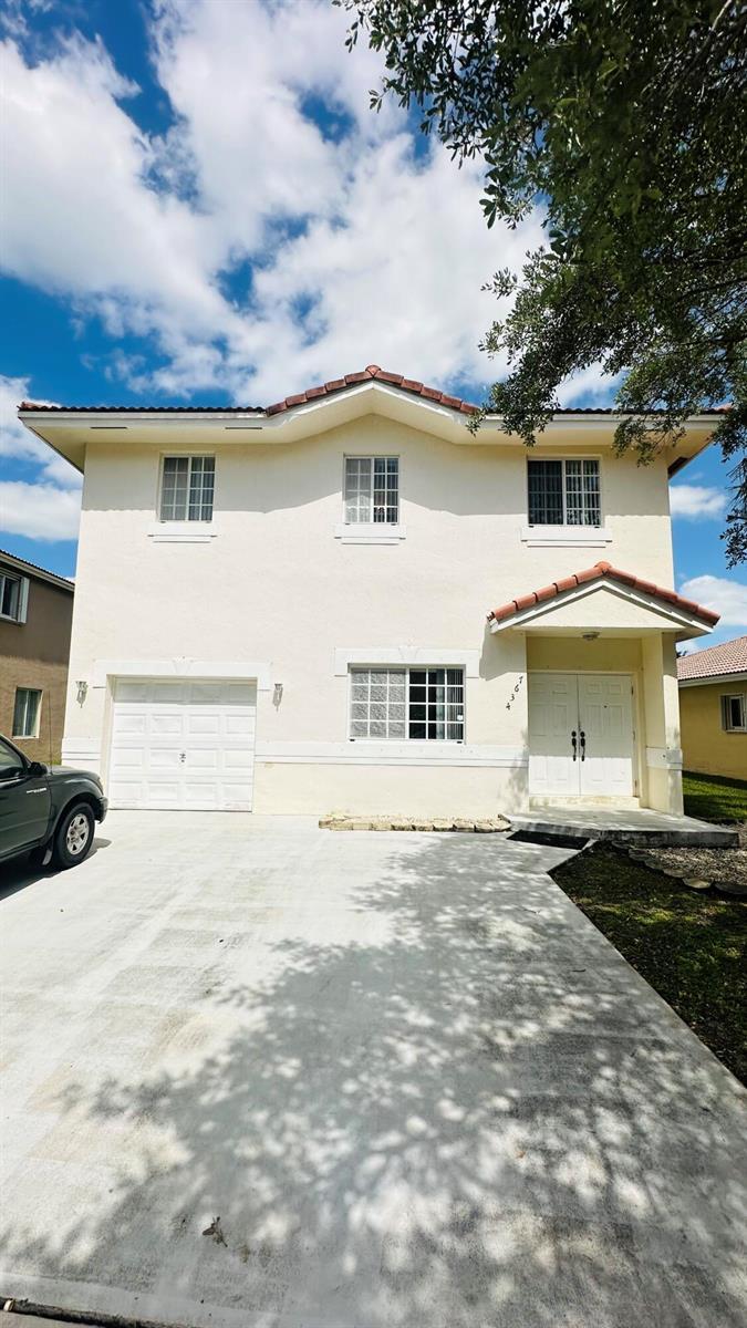 7634 NW 99th Way NW, Tamarac FL 33321 photo 2