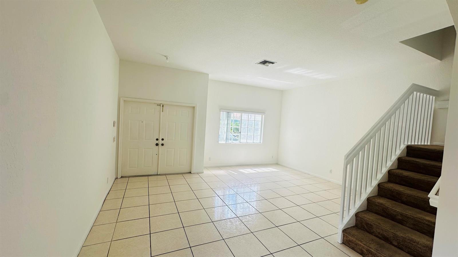 7634 NW 99th Way NW, Tamarac FL 33321 photo 3
