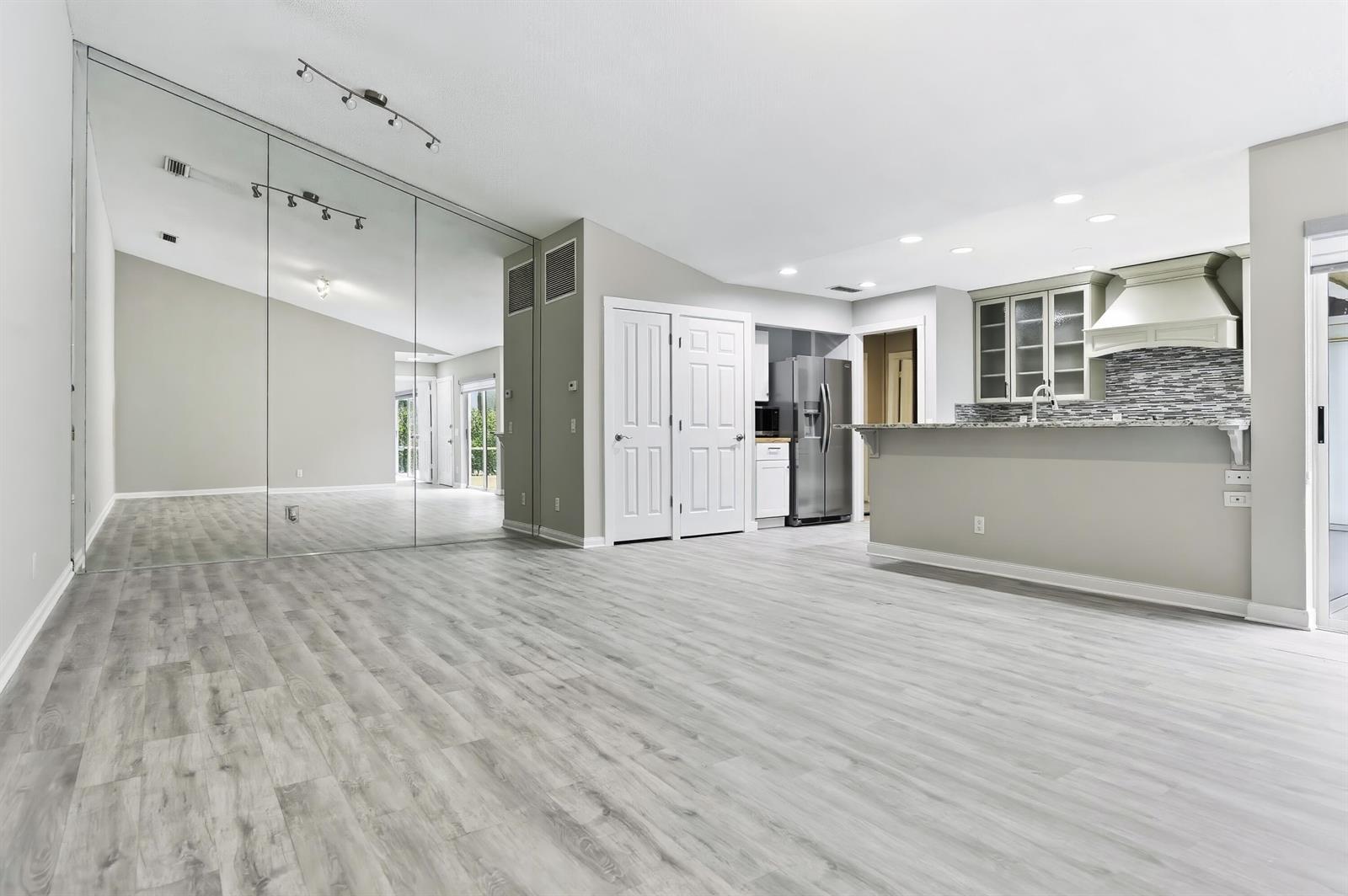 4904 Lake Catherine Drive, Palm Beach Gardens FL 33403 photo 5