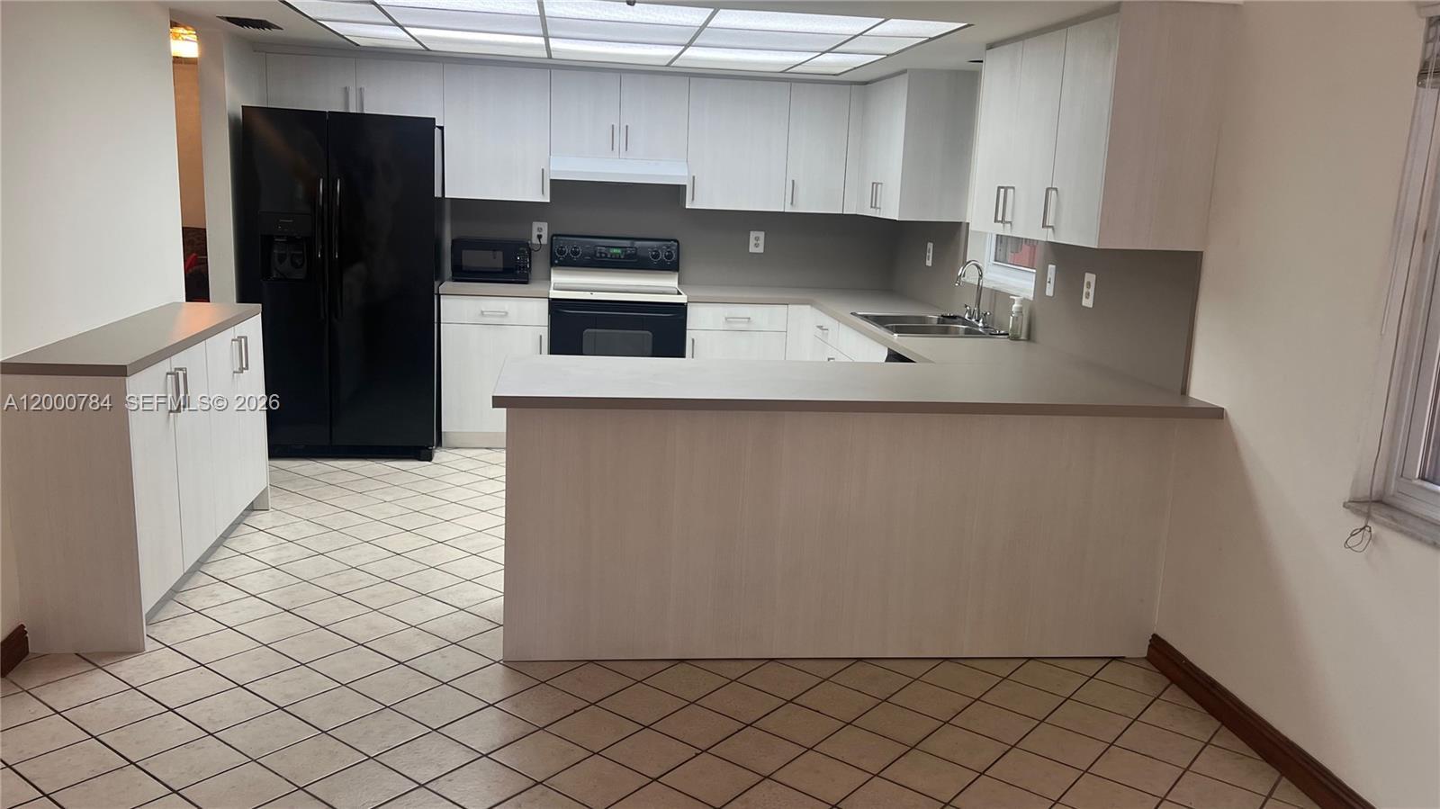 2635 Taylor St, Hollywood FL 33020 photo 5