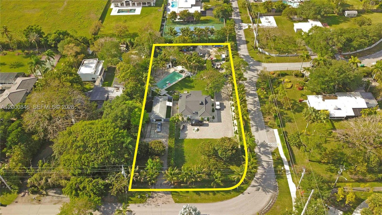 8390 SW 64 st, Miami FL 33143