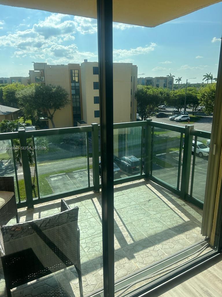 11790 SW 18th St # 3, Miami FL 33175